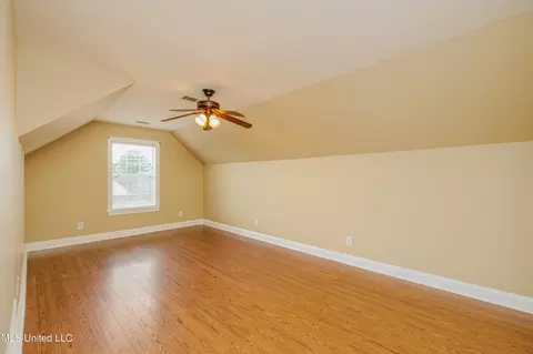 Bedroom - 1296 Holly Springs Rd, Hernando, MS 38632 photo 5 of 6