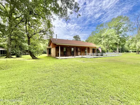 1070 E Poplar St, Georgetown, MS 39078 photo 3