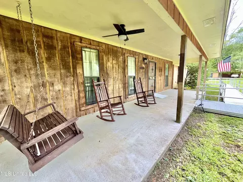 1070 E Poplar St, Georgetown, MS 39078 photo 5
