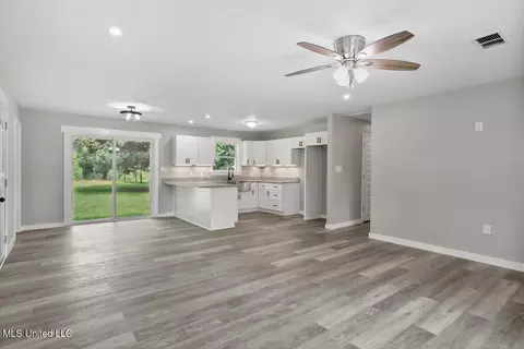 17443 Saucier Lizana Rd, Saucier, MS 39574 photo 7
