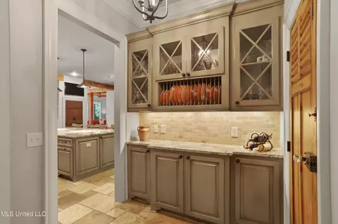 Entry Way - 531 Hoy Rd, Madison, MS 39110 photo 2 of 2