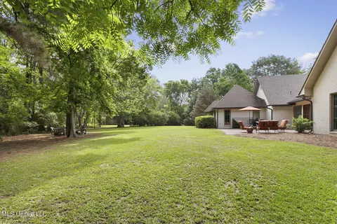 Exterior - 531 Hoy Rd, Madison, MS 39110 photo 9 of 10