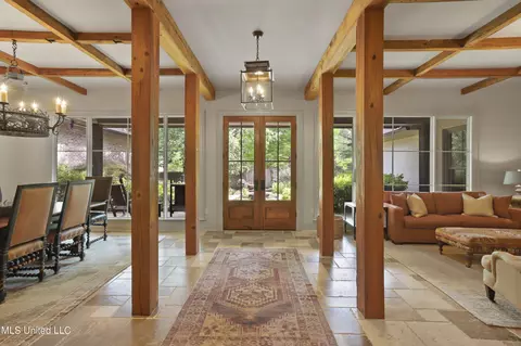 Entry Way - 531 Hoy Rd, Madison, MS 39110 photo 1 of 2