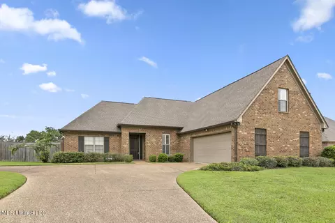 102 Marion Dr, Clinton, MS 39056