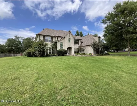 8492 White Crossing Xing, Olive Branch, MS 38654