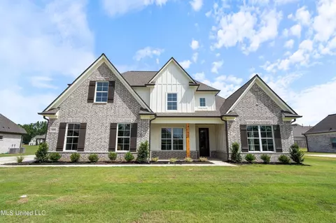 1630 S Clair Cir, Hernando, MS 38632