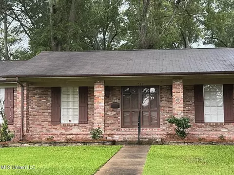 1523 Brecon Dr, Jackson, MS 39211