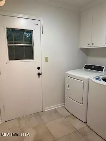 Other - 1523 Brecon Dr, Jackson, MS 39211 photo 2 of 4