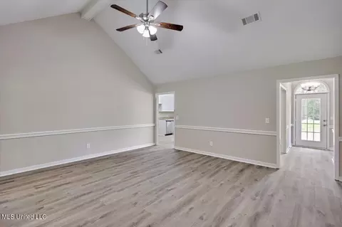 Entry Way - 18001 Midway Road Rd, Terry, MS 39170 photo 2 of 3