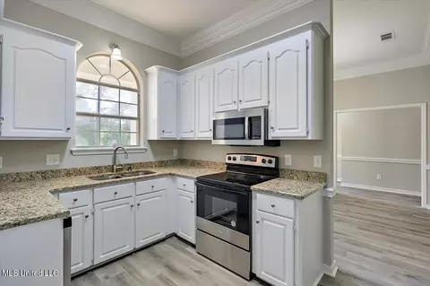 Kitchen - 18001 Midway Road Rd, Terry, MS 39170 photo 1 of 1