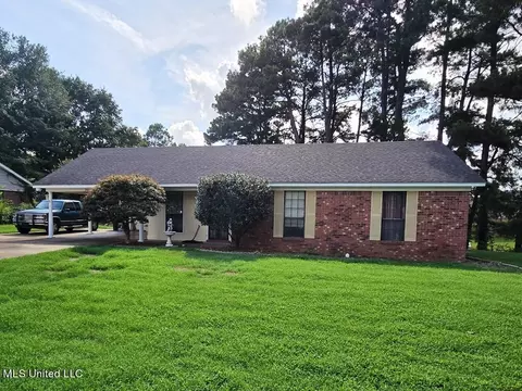 201 Lanelle Cv, Senatobia, MS 38668