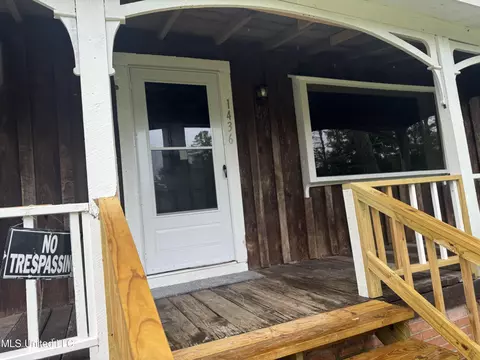 Exterior - 1436 Lakeview Ave, Jackson, MS 39212 photo 4 of 10