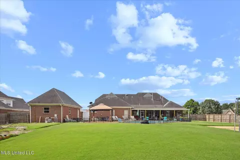 3779 E Pointe Dr, Southaven, MS 38672 photo 38