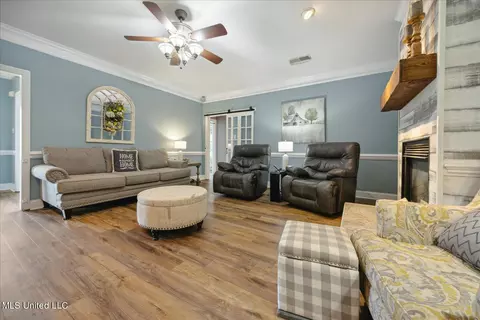 3779 E Pointe Dr, Southaven, MS 38672 photo 19