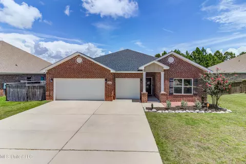 6560 Sugarcane Cir, Ocean Springs, MS 39564