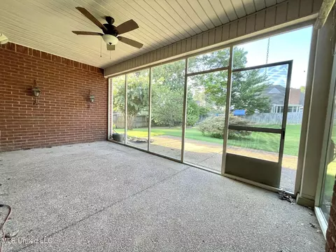 Exterior - 762 Bending Oak N, Hernando, MS 38632 photo 2 of 5