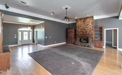 150 Hope Ln, Raymond, MS 39154 photo 9