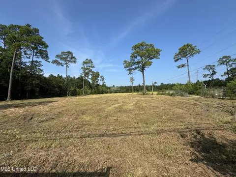 1173 Waveland Ave, Waveland, MS 39576