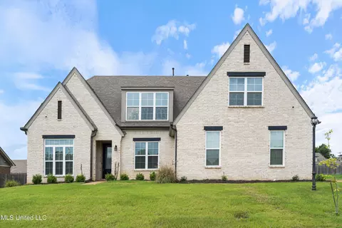 6563 Briar Ln, Olive Branch, MS 38654