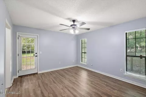 243 Fox Meadows Rd, Jackson, MS 39212 photo 12