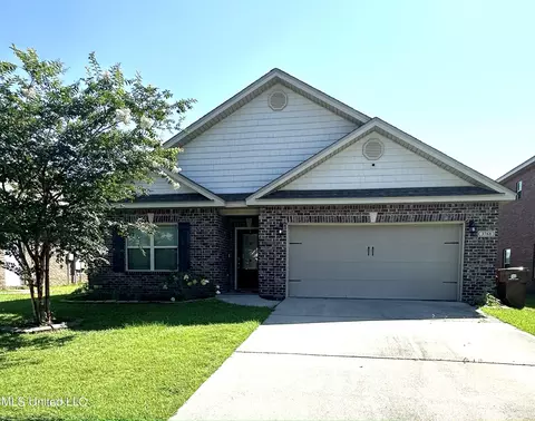 3788 River Trace Dr, D'iberville, MS 39540
