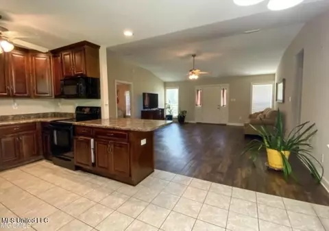 118 Penny Ln, Lucedale, MS 39452 photo 6