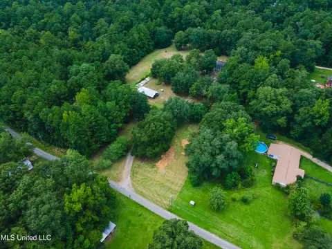 18001 John Cumbest Rd, Moss Point, MS 39562 photo 11