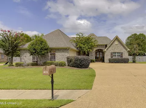 411 Edgewood Crossing Xing, Brandon, MS 39042