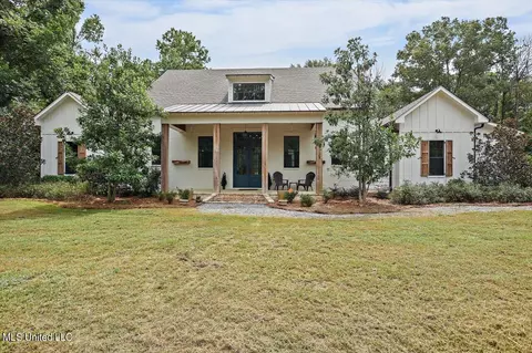 152 Three Prong Rd, Brandon, MS 39047