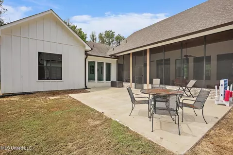 Exterior - 152 Three Prong Rd, Brandon, MS 39047 photo 12 of 19
