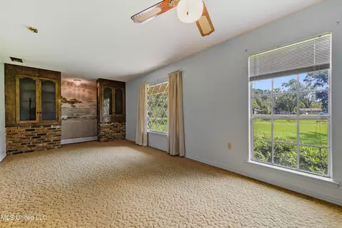 Living - 11247 Hwy 613, Lucedale, MS 39452 photo 3 of 3