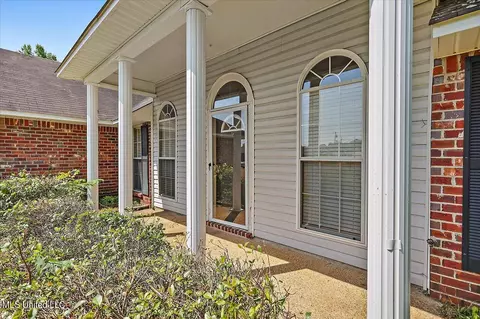 Exterior - 539 Eaglewood Dr, Florence, MS 39073 photo 2 of 6