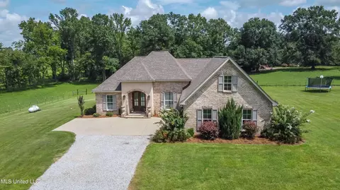 1824 Harrell Rd, Forest, MS 39074