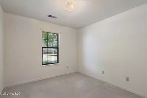 10790 E Ridge Dr, Olive Branch, MS 38654 photo 22