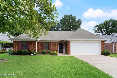 10790 E Ridge Dr, Olive Branch, MS 38654