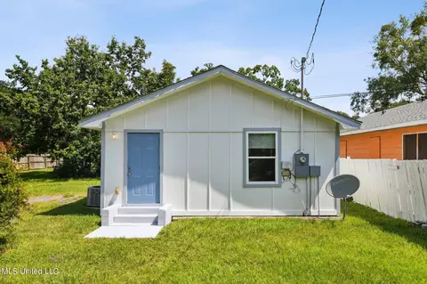 2240 32nd St, Gulfport, MS 39501