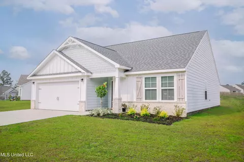 140 Pointe Breeze Way, Biloxi, MS 39531