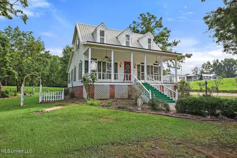 1268 Walker Rd, Terry, MS 39170 photo 2