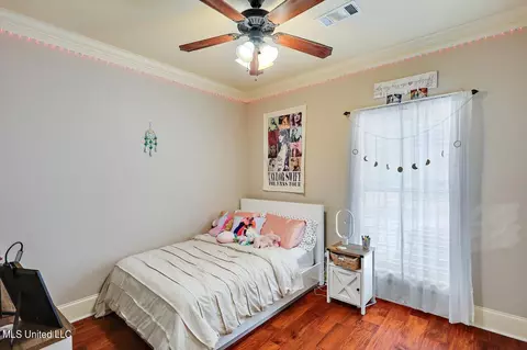 Bedroom - 111 Belle Oak Dr, Brandon, MS 39042 photo 3 of 4
