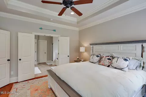 Bedroom - 111 Belle Oak Dr, Brandon, MS 39042 photo 2 of 4