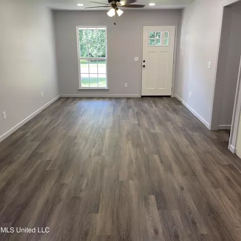802 SE 4th St, Magee, MS 39111 photo 18