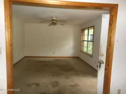 Living - 1268 Nell St, Charleston, MS 38921 photo 1 of 1