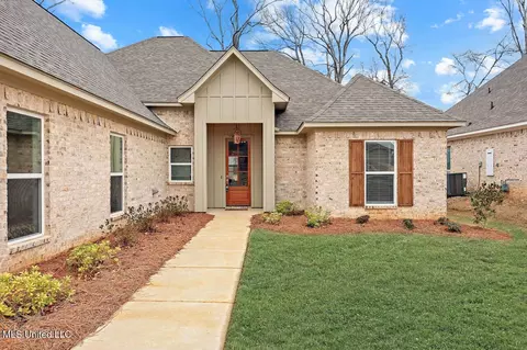 206 Birch Ln, Canton, MS 39046 photo 2