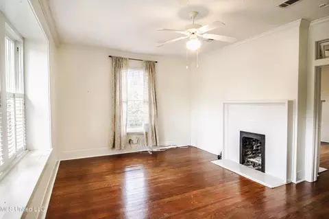 Living - 1036 Belhaven St, Jackson, MS 39202 photo 1 of 4
