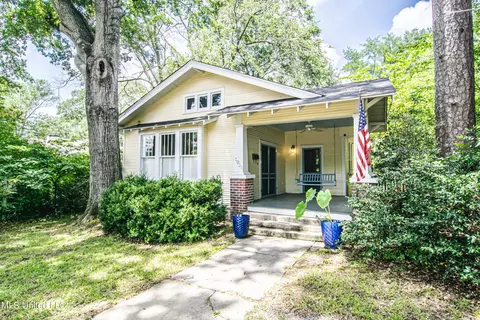 Exterior - 1036 Belhaven St, Jackson, MS 39202 photo 3 of 7