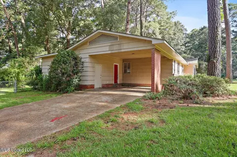 5407 Pine Lane Dr, Jackson, MS 39211 photo 3