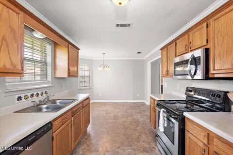 Kitchen - 67 Anna Cv, Byram, MS 39272 photo 3 of 3