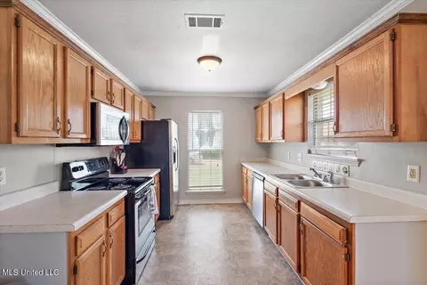 Kitchen - 67 Anna Cv, Byram, MS 39272 photo 1 of 3
