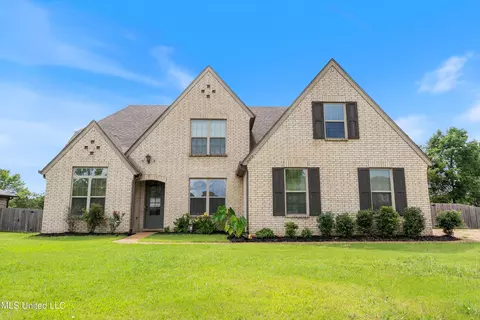 4119 Carolyn Mitchell Dr, Olive Branch, MS 38654