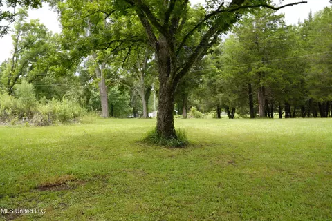 104 Cedar Ridge Rd, Raymond, MS 39154 photo 2